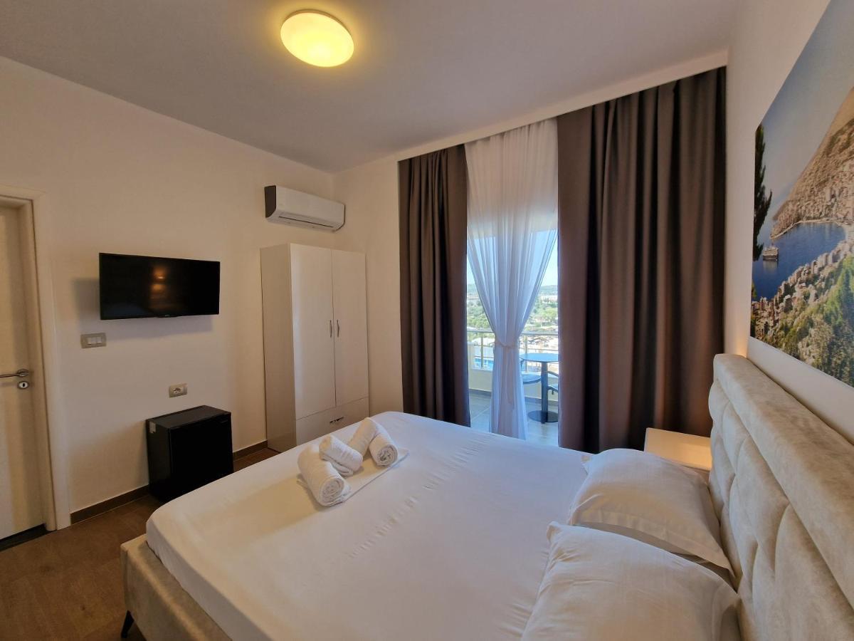 Hotel Queen Margaret Seaside Ksamil Eksteriør bilde