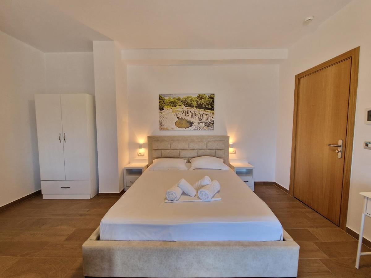 Hotel Queen Margaret Seaside Ksamil Eksteriør bilde