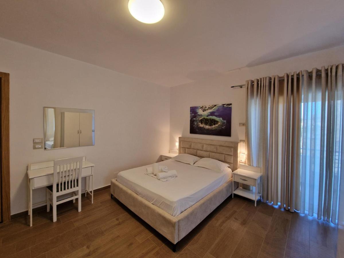 Hotel Queen Margaret Seaside Ksamil Eksteriør bilde