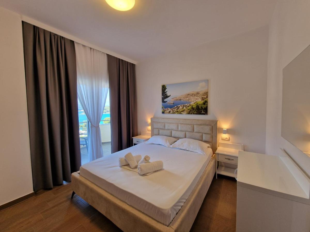 Hotel Queen Margaret Seaside Ksamil Eksteriør bilde