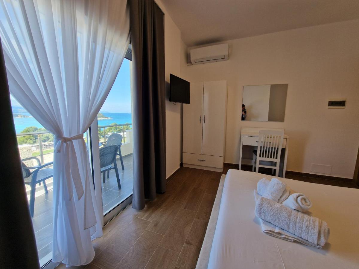 Hotel Queen Margaret Seaside Ksamil Eksteriør bilde