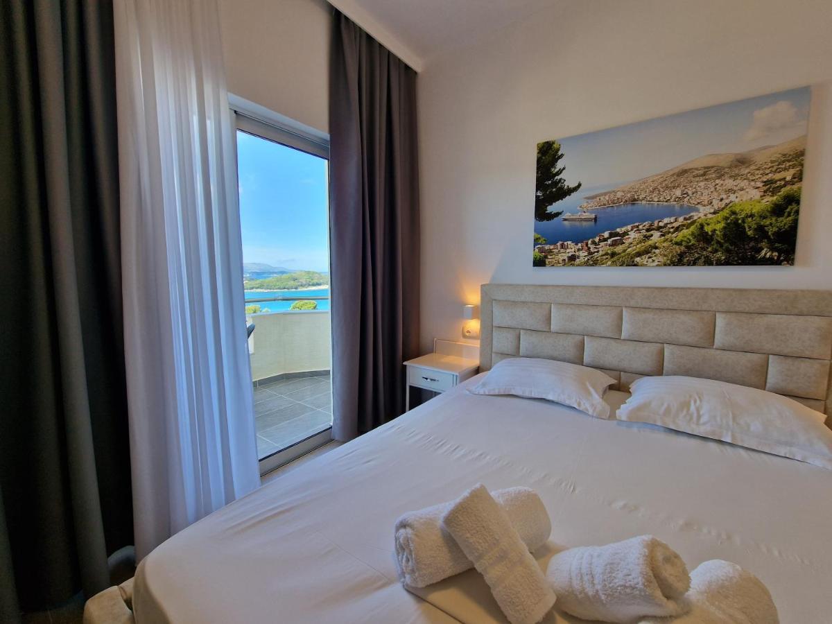 Hotel Queen Margaret Seaside Ksamil Eksteriør bilde