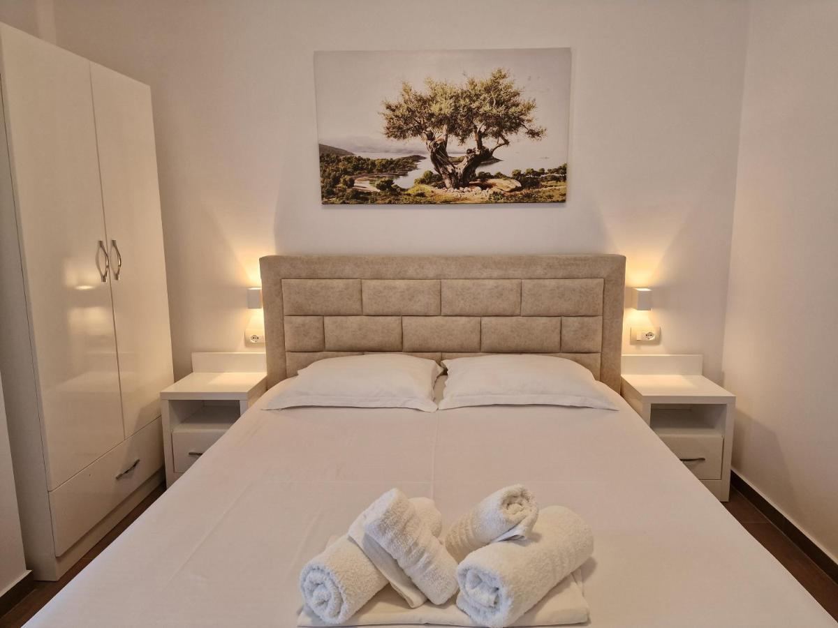 Hotel Queen Margaret Seaside Ksamil Eksteriør bilde